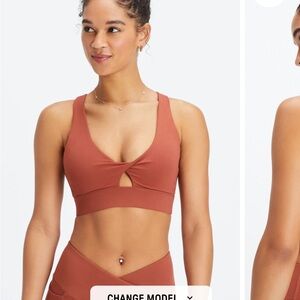 Oasis Twist Sports Bra